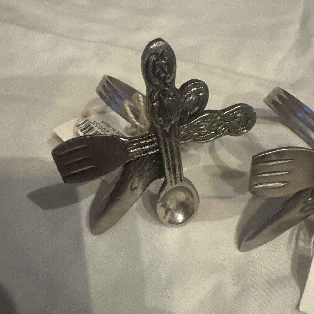 Silverware Napkin Rings Silver Pewter Set Of 4‎ Napkin Holder New Old Stock - Picture 2 of 4